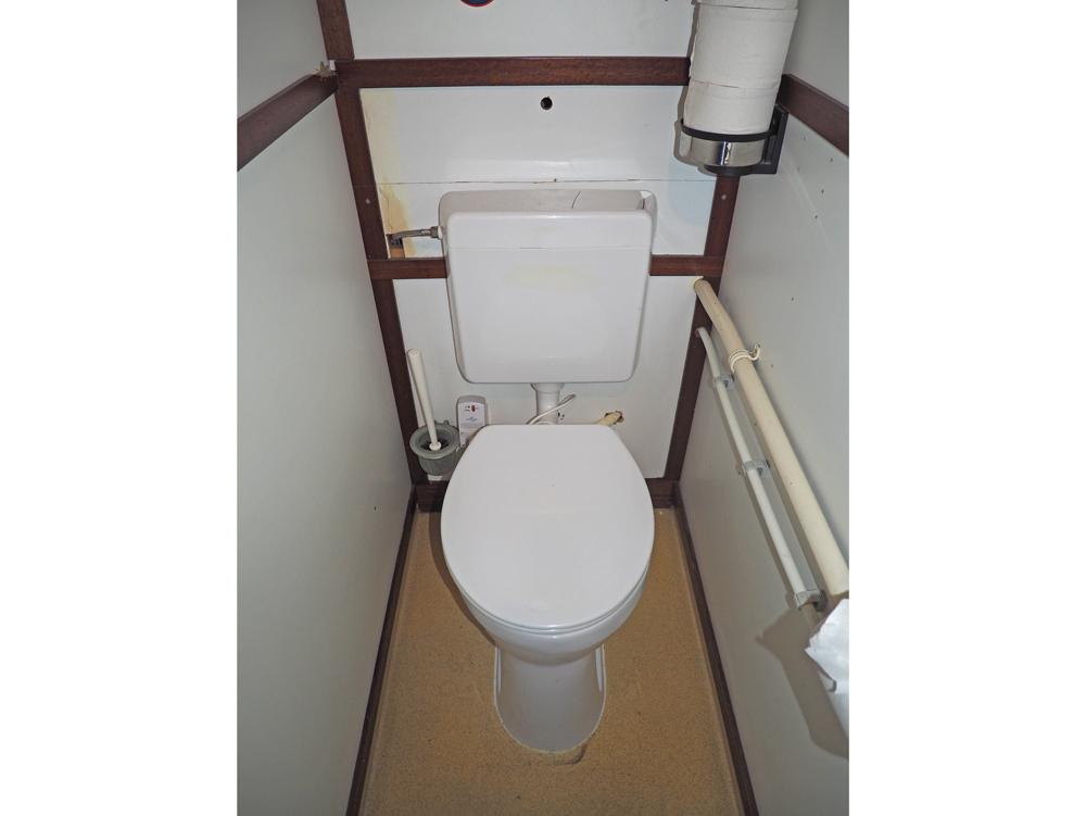 Cabin en avant, H&eacute;bergements